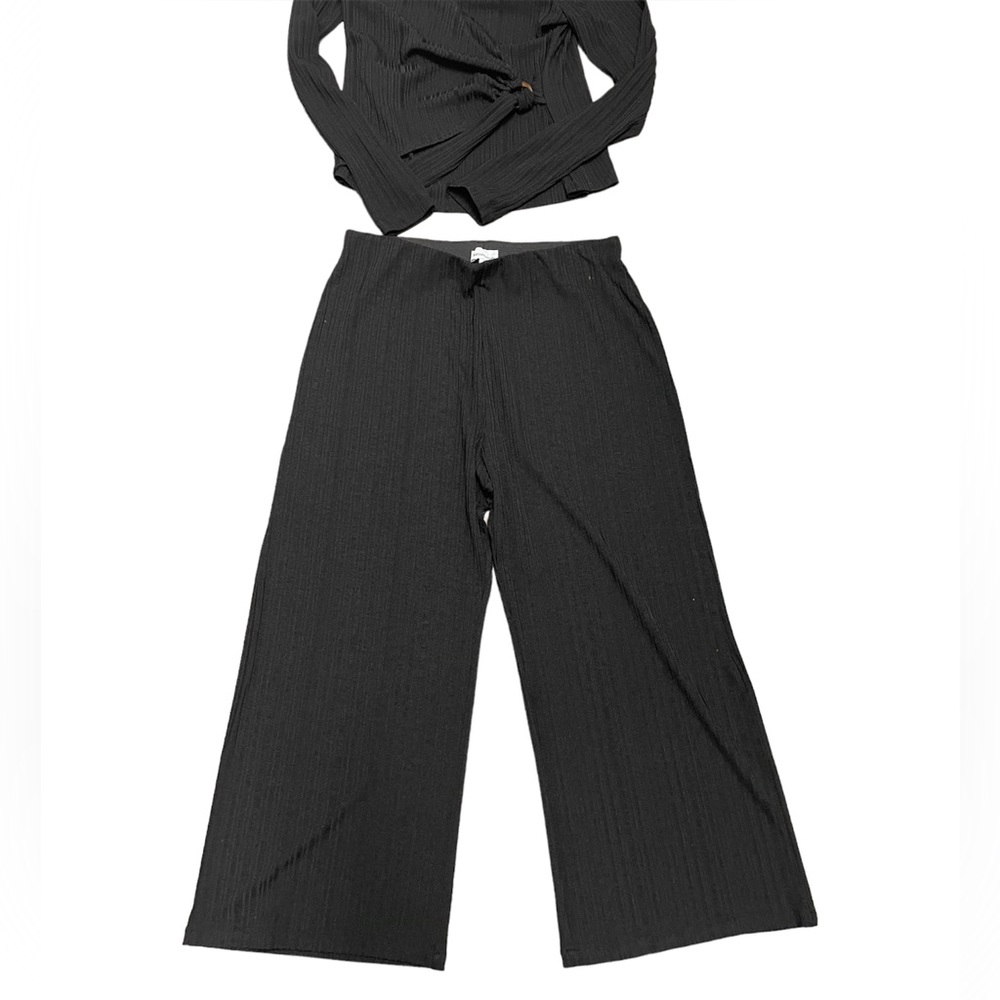 Revolve Heartloom Two Piece Black Ribbed Set - Picture 6 of 8